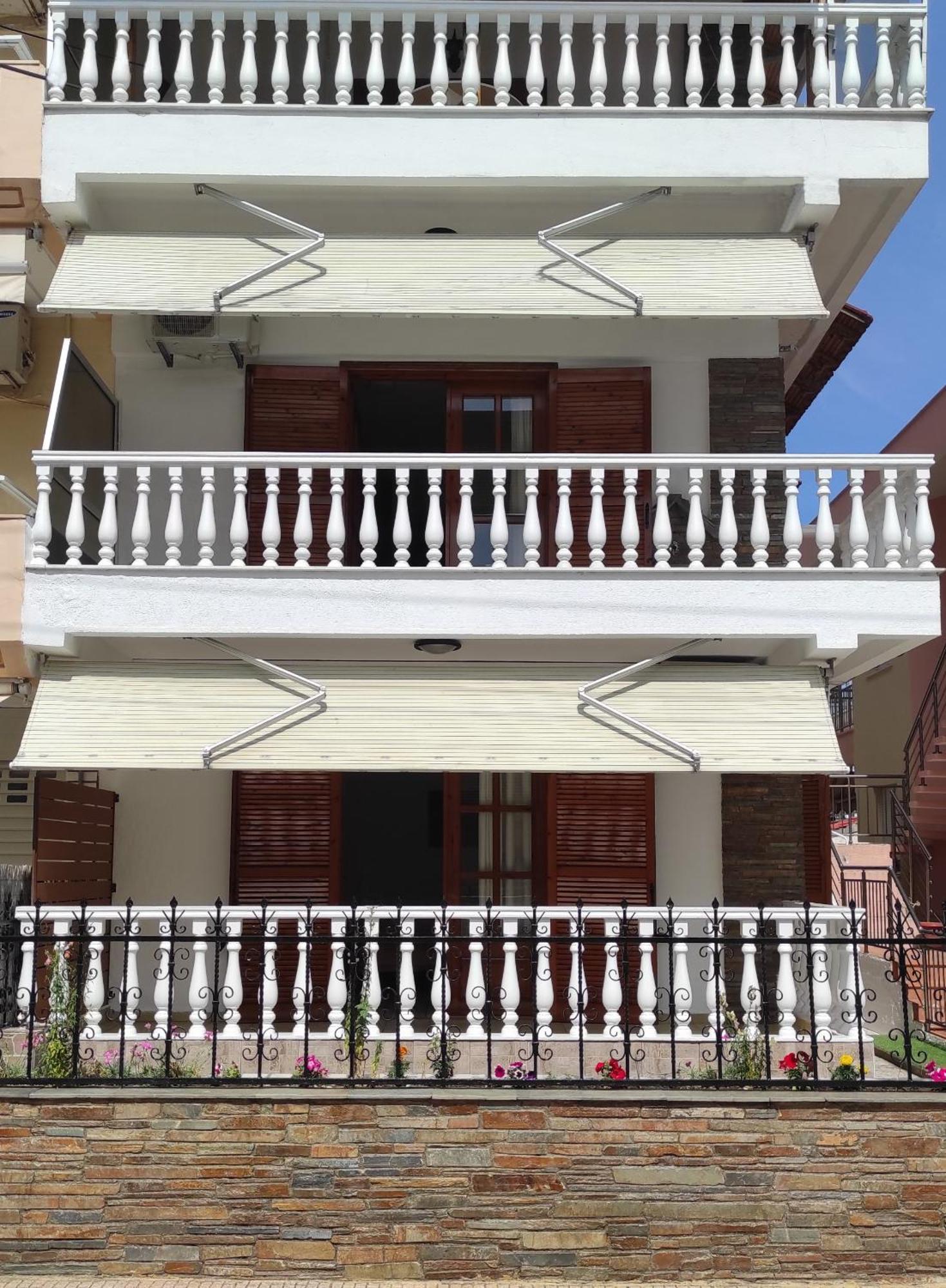 Apartments Bella Casa Paralia Katerinis Bagian luar foto